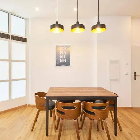 Cozee - Moderne Design-apartments I Parkplatz I Ideal Fuer Muenchen & Flughafen Muc *