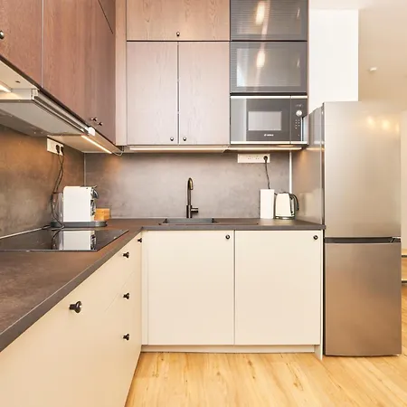 Cozee - Moderne Design-apartments I Parkplatz I Ideal Fuer Muenchen & Flughafen Muc