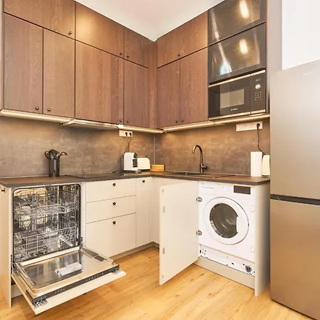 Cozee - Moderne Design-apartments I Parkplatz I Ideal Fuer Muenchen & Flughafen Muc