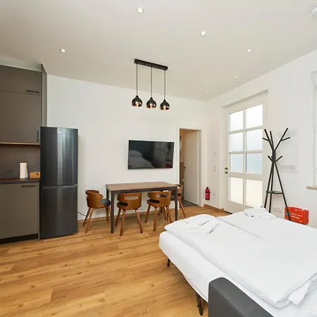 Cozee - Moderne Design-apartments I Parkplatz I Ideal Fuer Muenchen & Flughafen Muc Apartment