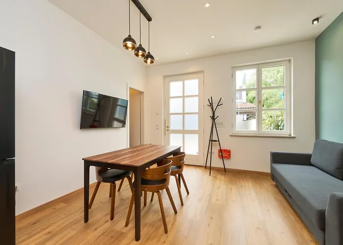 Cozee - Design-wohnung Mit Parkplatz Zwischen Muenchen Und Flughafen Muc * Ismaning
