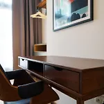 شقة Cozee - Moderne Design-apartments I Parkplatz I Ideal Fuer Muenchen & Flughafen Muc