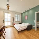 شقة Cozee - Moderne Design-apartments I Parkplatz I Ideal Fuer Muenchen & Flughafen Muc