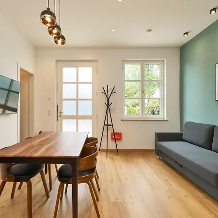 Cozee - Moderne Design-apartments I Parkplatz I Ideal Fuer Muenchen & Flughafen Muc Apartman *