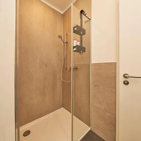 Cozee - Moderne Design-apartments I Parkplatz I Ideal Fuer Muenchen & Flughafen Muc Apartman